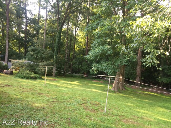 Building Photo - 3 br, 1.5 bath House - 513 NC Hwy 54 West