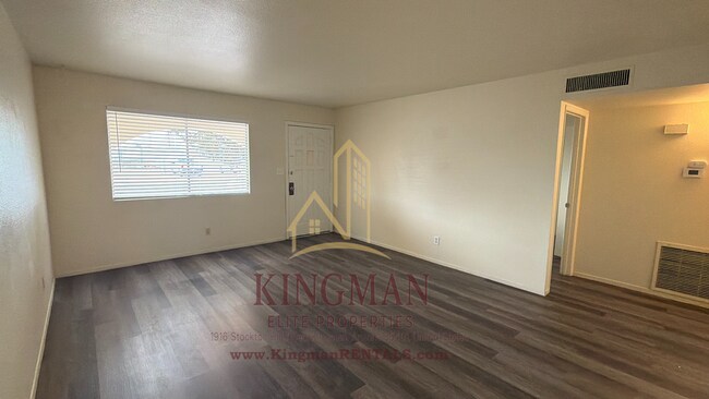 Building Photo - 3511 N Swing St