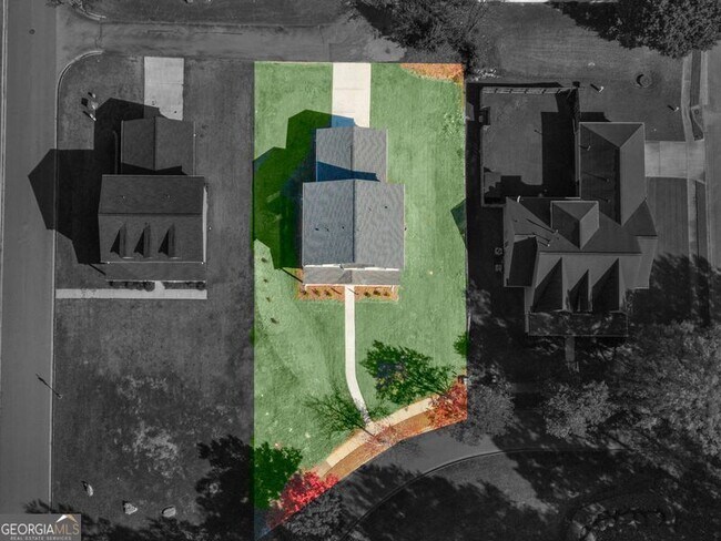 Building Photo - 223 Monarch Village Way