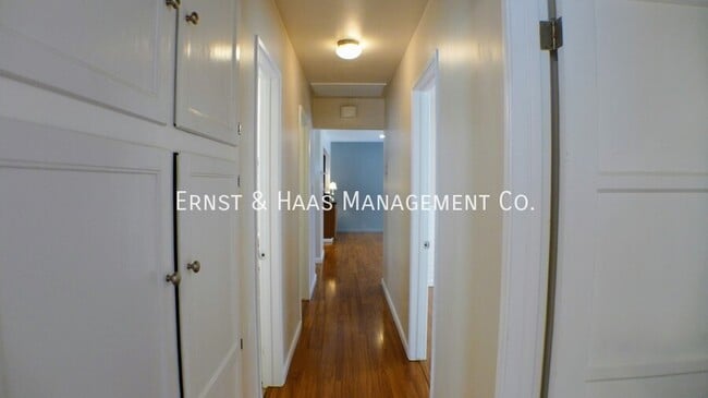 Building Photo - 3138 Shadypark Dr