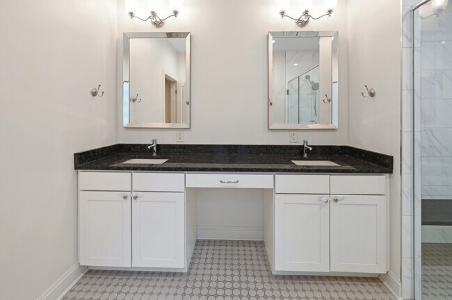 Building Photo - 4059 St Johns Way