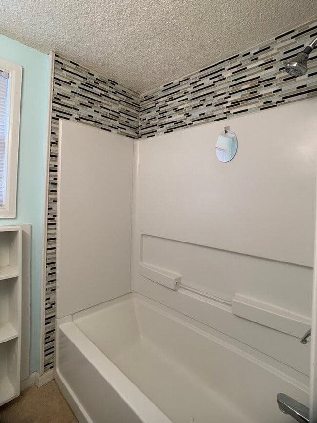 Building Photo - ADORABLE HOME IN CENTRAL MANHATTAN!