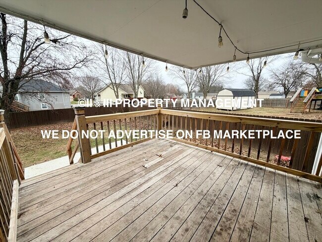 Building Photo - 1213 NE Ball Dr