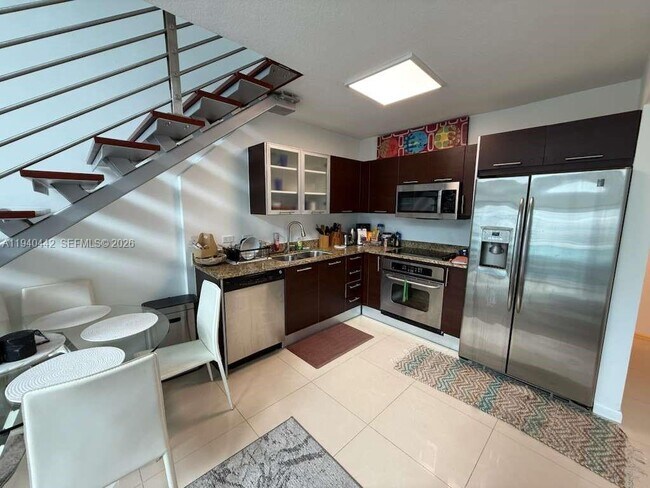 Building Photo - 41 SE 5th St