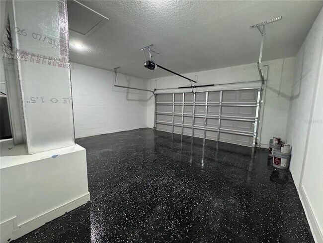 Building Photo - 7065 N Lime Dr