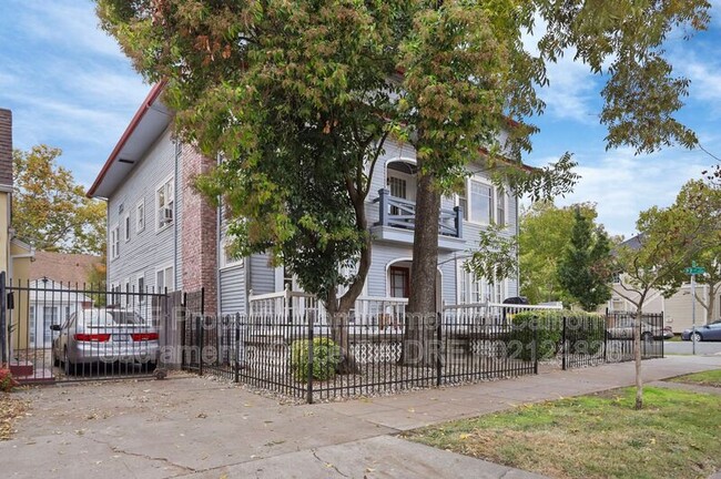 Building Photo - 2700 T St