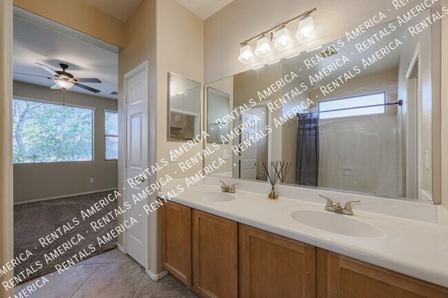 Building Photo - 39821 N Thunder Hills Ln