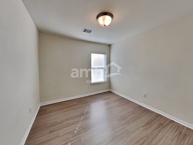 Building Photo - 21115 Baltic Rain Dr