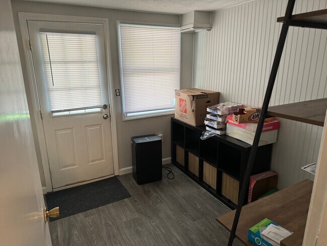 Office - 35 Genessee St