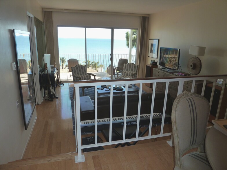 Building Photo - 18111 Coastline Dr