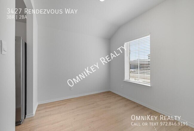 Building Photo - 3427 Rendezvous Way