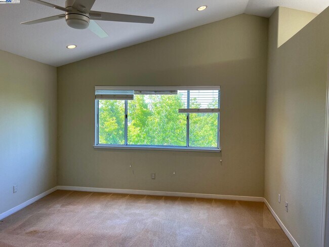 Building Photo - 4173 Garibaldi Pl