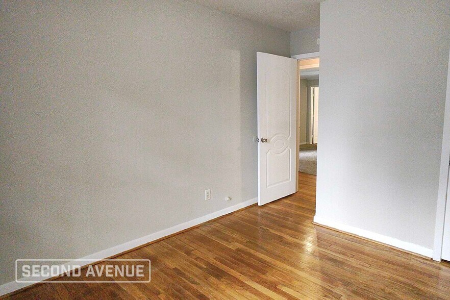 Building Photo - 7322 Parker Rd