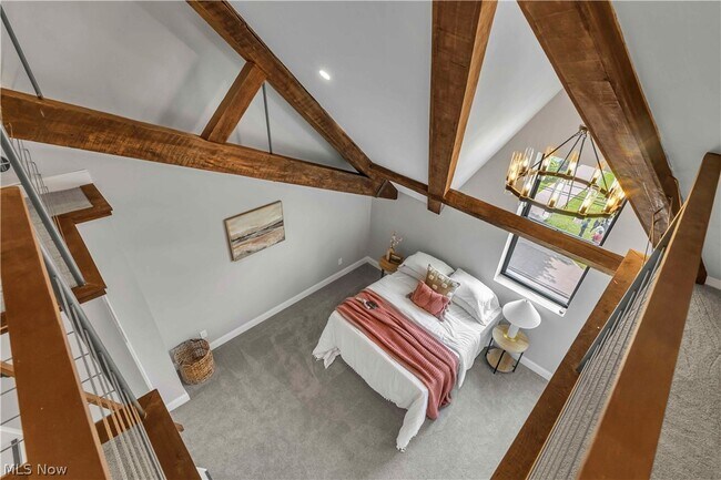 Building Photo - 2130 W 42nd St