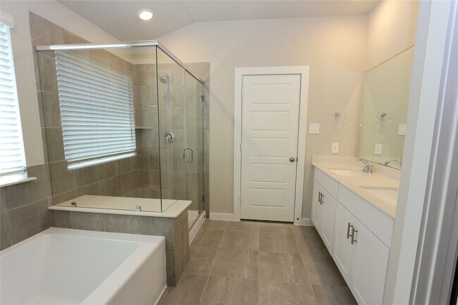 Building Photo - 1534 Waggoner Rnch Ct