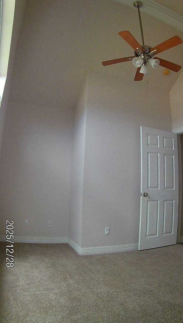 Building Photo - 2457 Brookside Dr