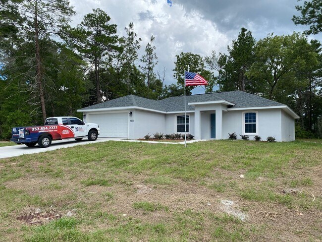 Building Photo - 4490 SW 150th Pl