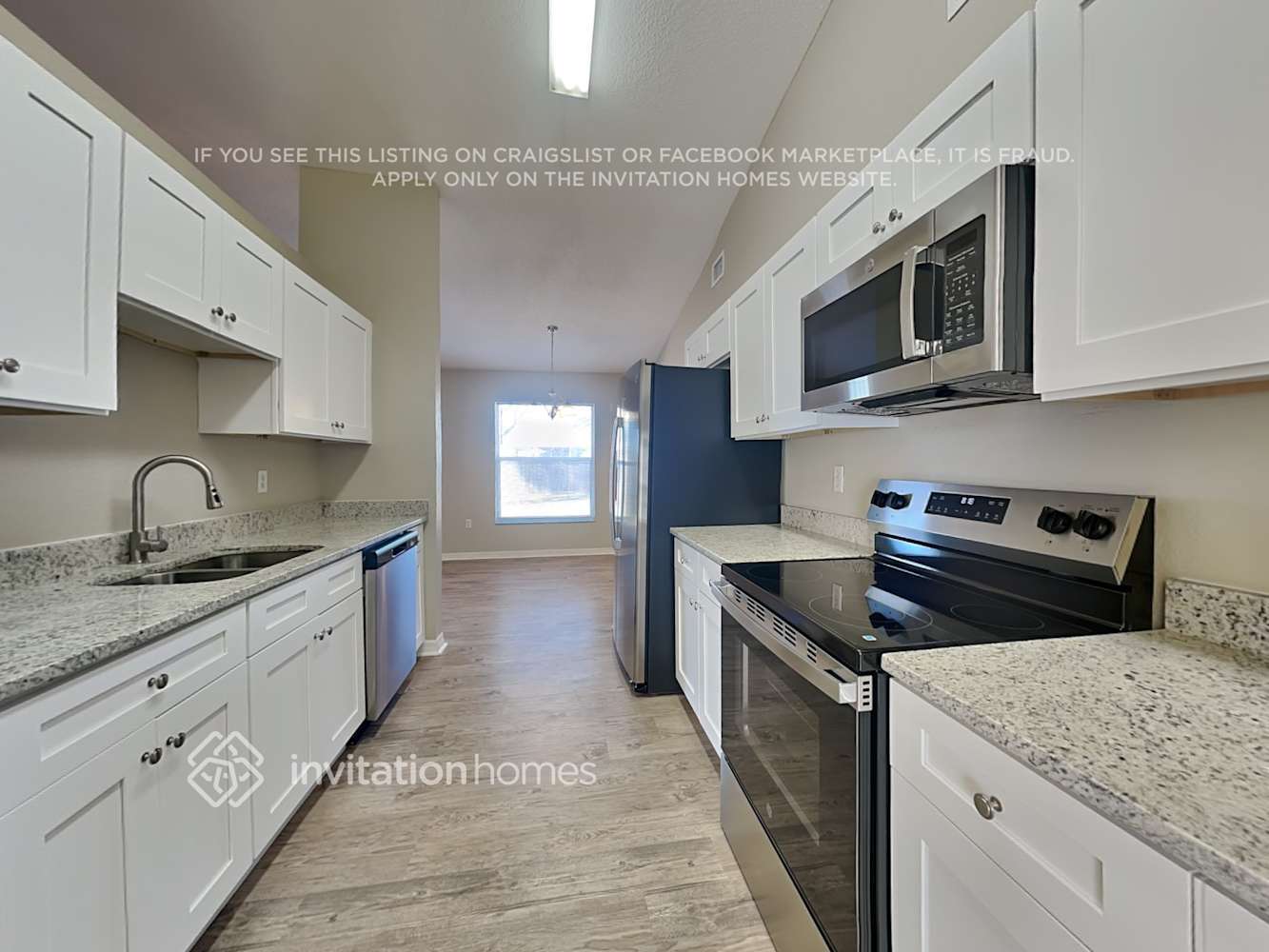 Building Photo - 6360 Hampton Pointe Cir