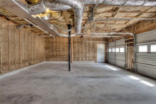 Building Photo - 178 Colton Dr