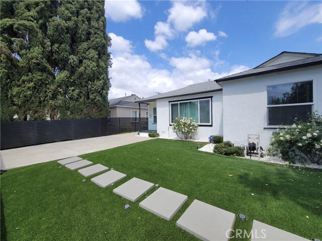 Building Photo - 17557 Lemay Pl
