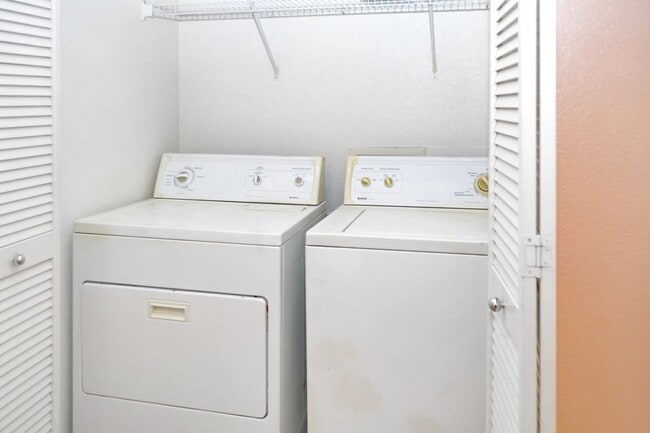 Building Photo - SOUTHWEST - 2 STORY HOME - 89178