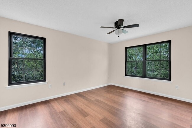 Building Photo - 96 Fisher Dr