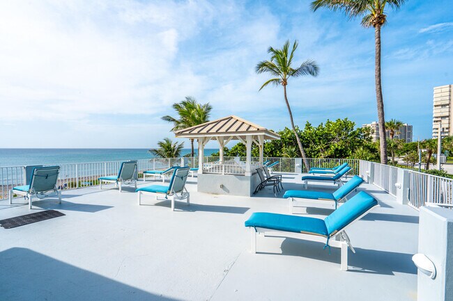 Building Photo - 4750 S Ocean Blvd
