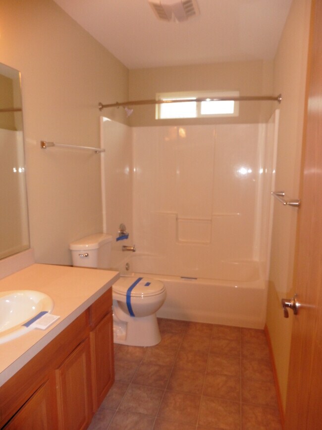 Building Photo - lanh667