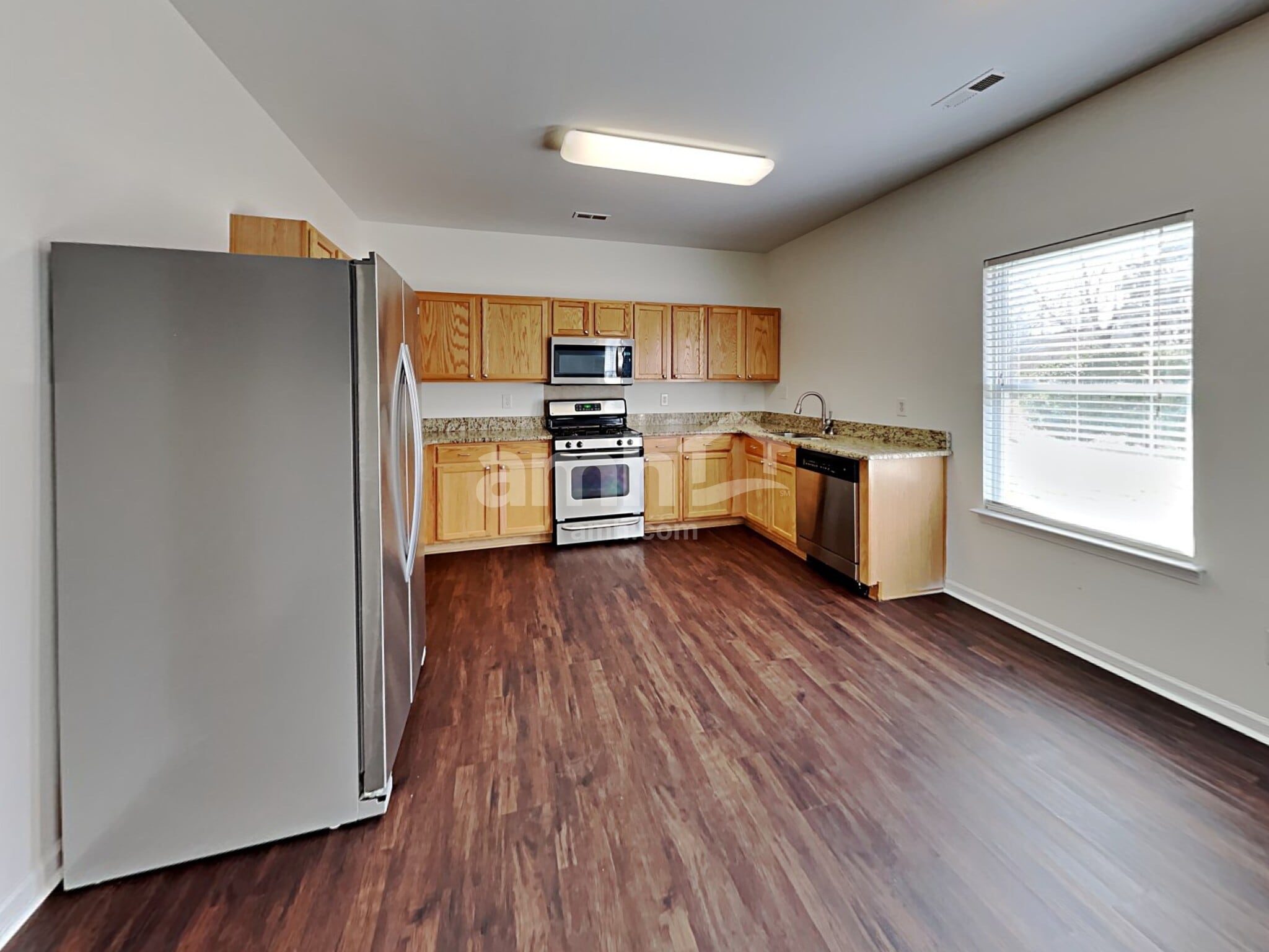 Building Photo - 104 Thorsen Dr