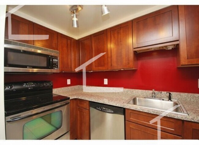 Building Photo - 30 Symphony Rd