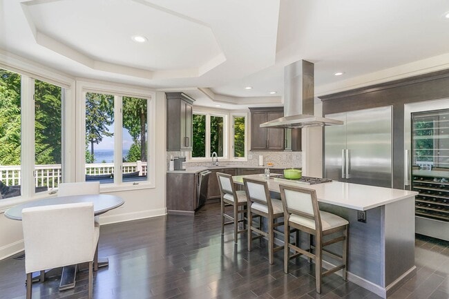 Building Photo - 4Bd/3.5Ba Issaquah Home