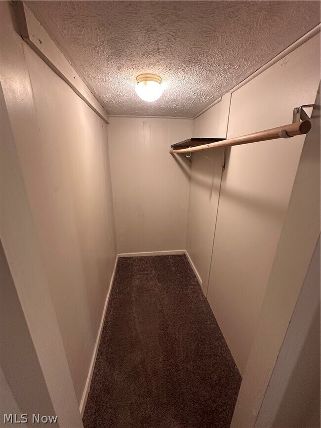 Building Photo - 1495 Wildon Ave