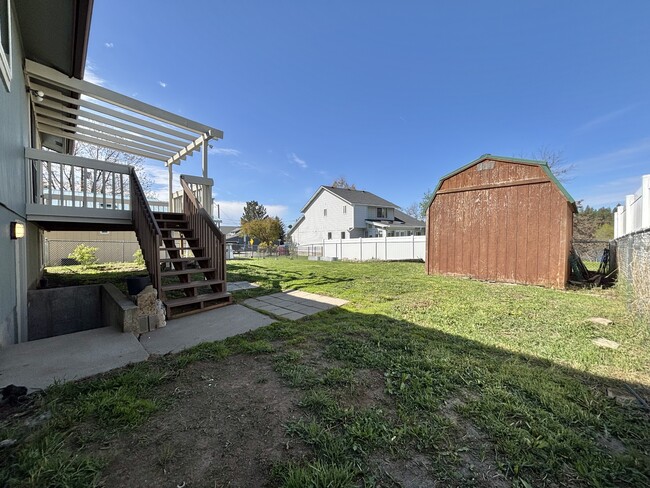 Building Photo - 346 S Jefferson St