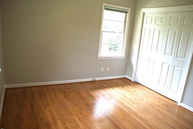 Building Photo - 6725 Ridge Moore Dr NW