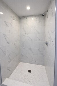 Building Photo - 510 Main St