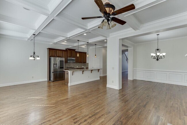 Building Photo - 6925 Fellowship Ln