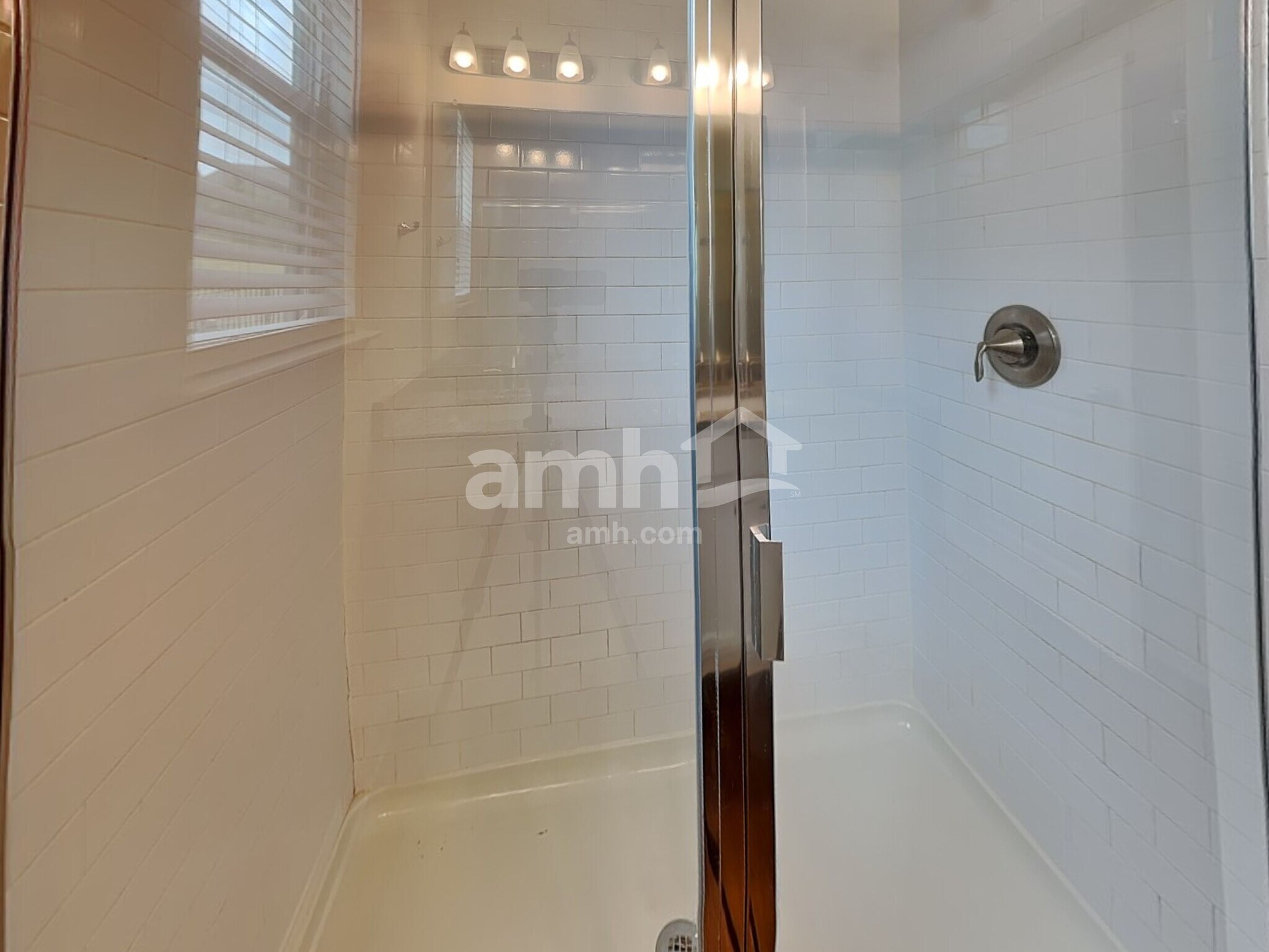 Building Photo - 6240 Bridlewood Ln