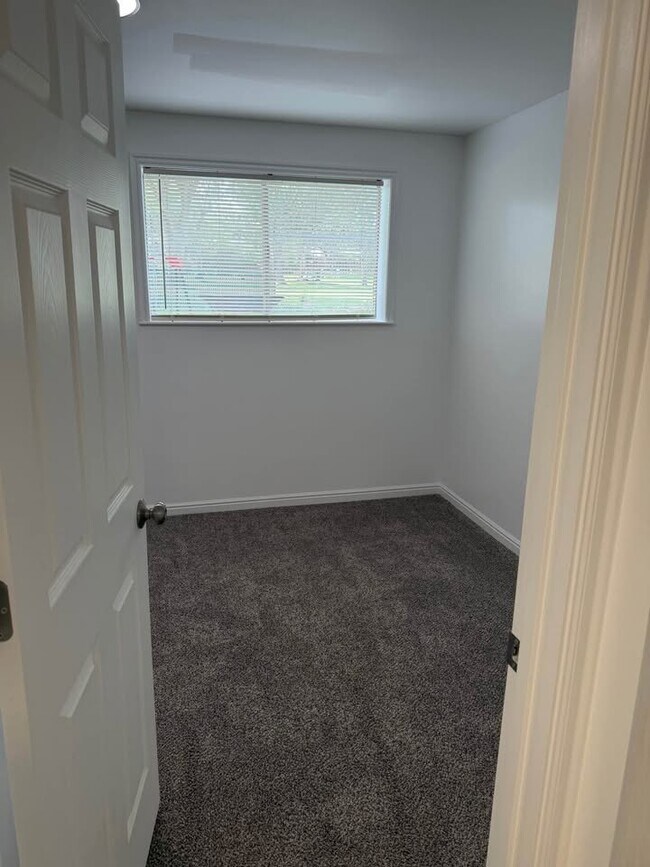 Building Photo - 5130 Caribbean Way