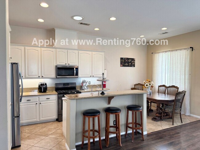 Building Photo - Huge 3 Bed 2 Bath Home With Pool & Spa in Hacienda Heights Neighborhood!!