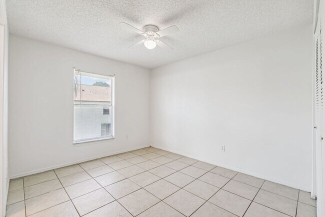 Building Photo - Spacious and Affordable 2/2 Condo In Lancelot at Winter Park
