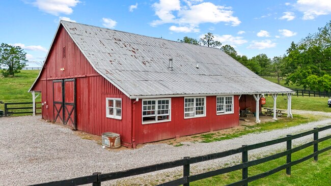 Building Photo - 8039 Old Richmond Rd