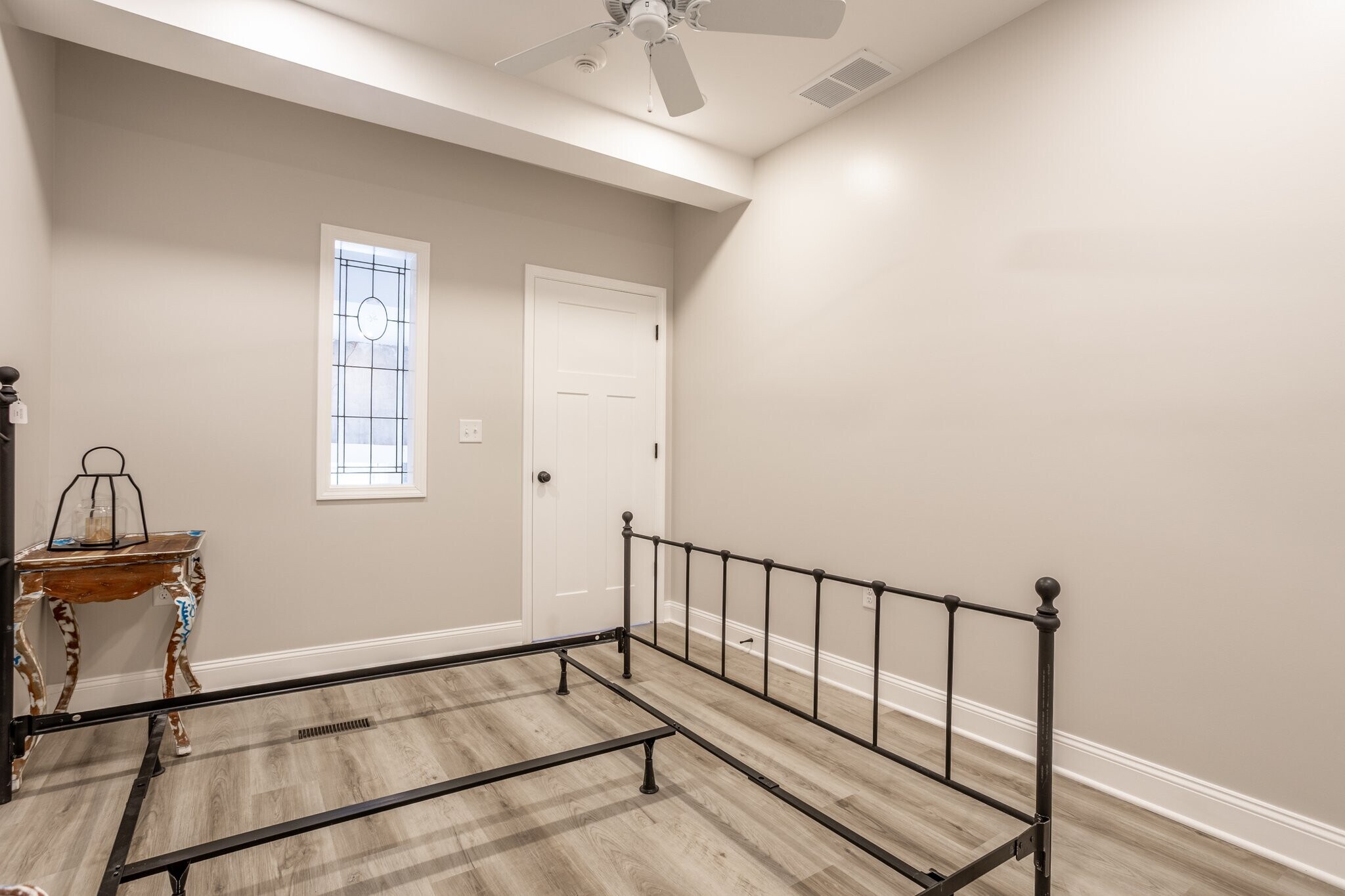 Building Photo - 108 W Main St