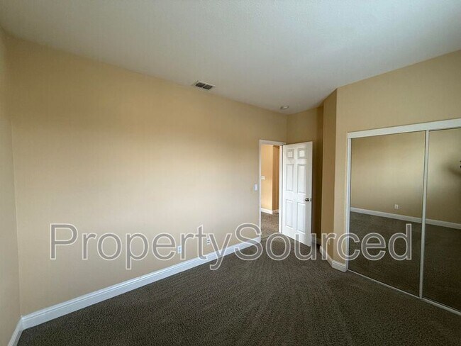 Building Photo - 17808 Daffodil Hill St