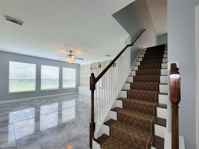 Building Photo - 7506 Boxwood Ridge Ln