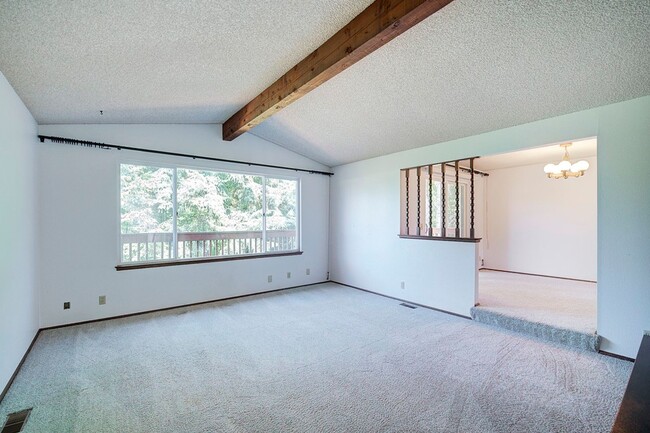 Building Photo - 5Bd/3Ba Edmonds House