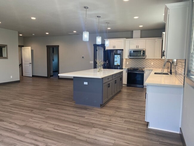 Building Photo - 4 bedroom/2.5 bath Home in Manson