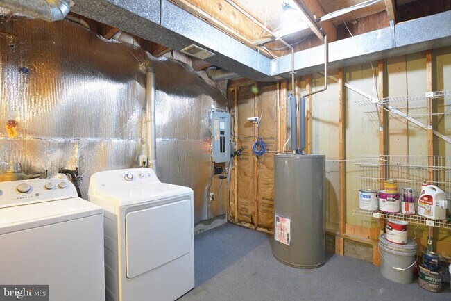 Building Photo - 13326 Waterside Cir
