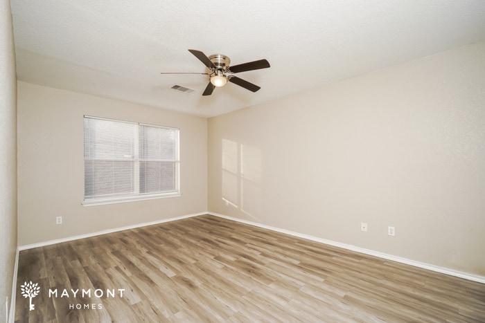 Building Photo - 10607 Terrace Crest