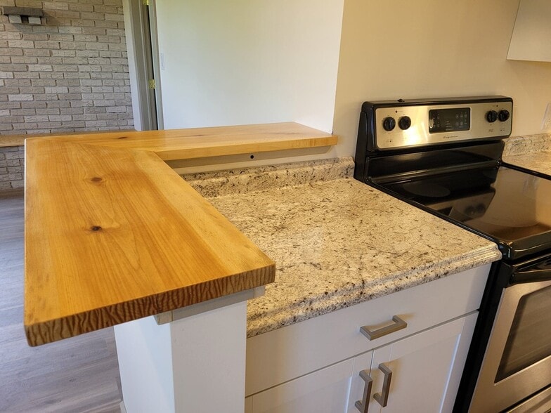 Kitchen bar countertop - 21 Drake Rd