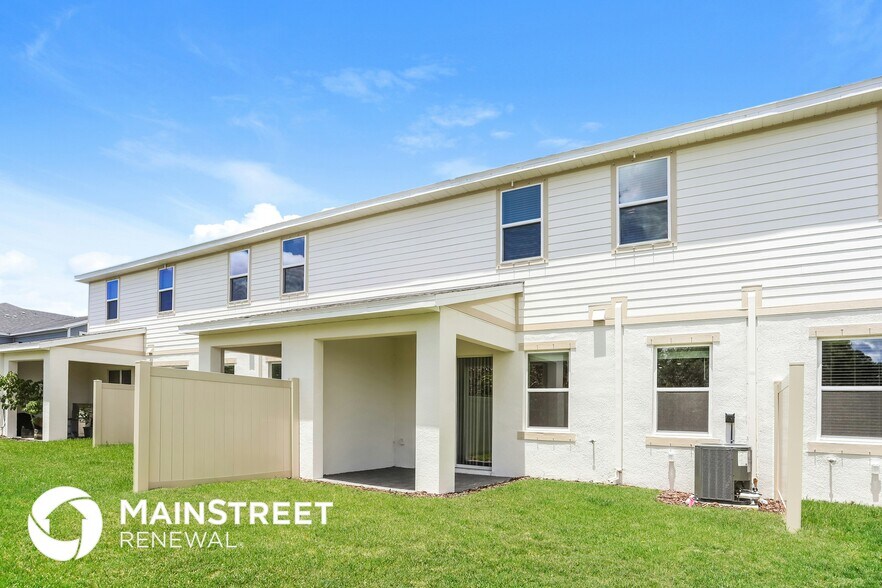 Building Photo - 1816 Woodleaf Hammock Ct